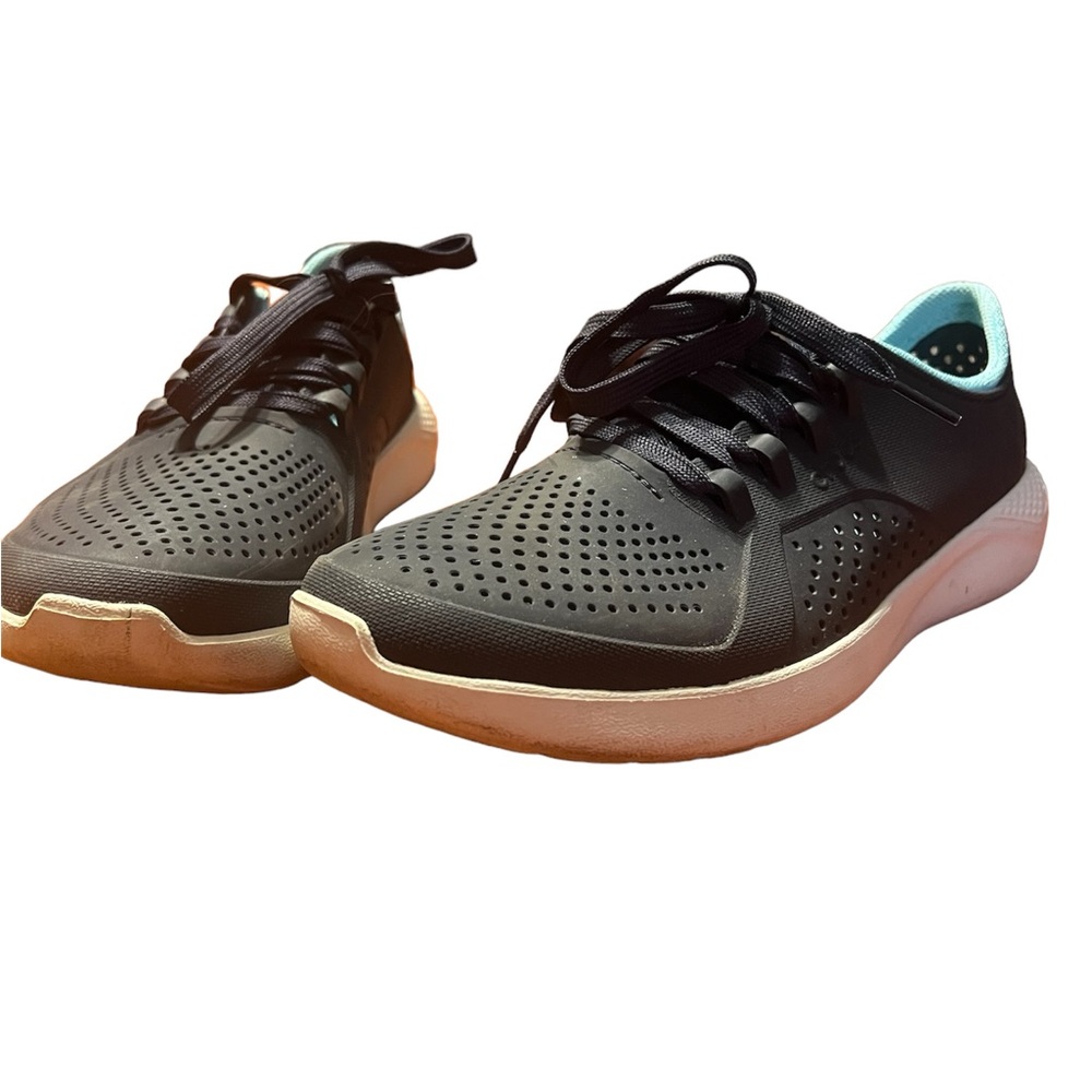 Lite Ride by croc navy blue tennis shoes